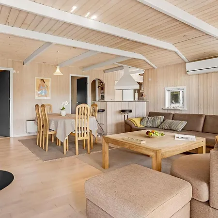 Svalevej I Feriehus Hejls